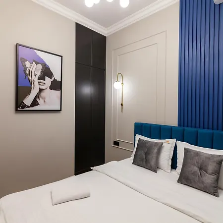 Appartamento Leogrand Vip On Svobody Avenue 43 *