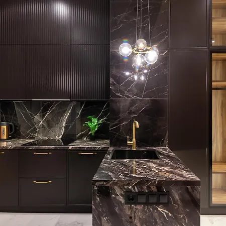 Leogrand Vip On Svobody Avenue 43 Λβιβ