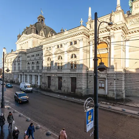 Apartamento Leogrand Vip On Svobody Avenue 43